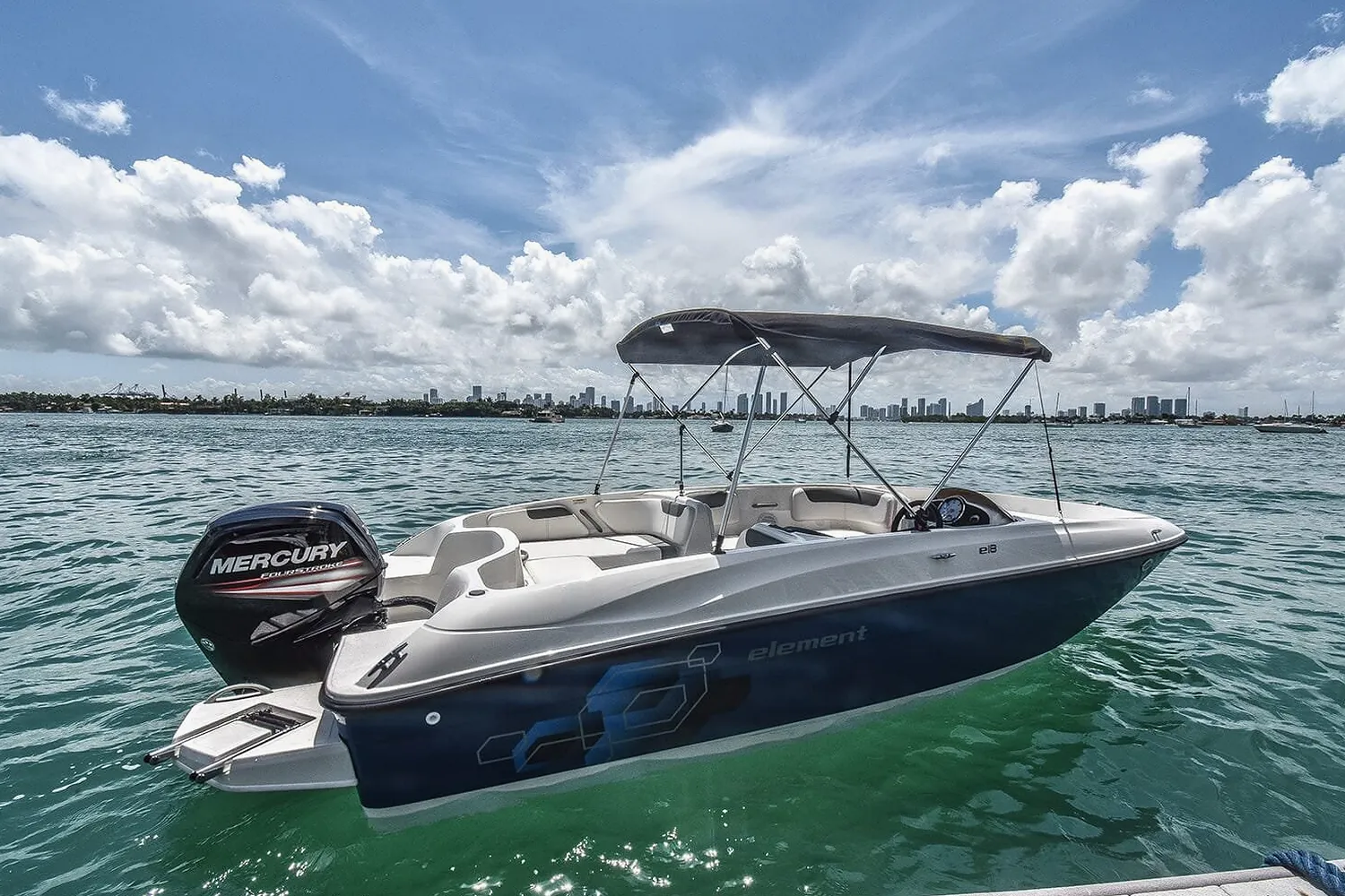 Barco disponible para alquiler en Santander, Cantabria